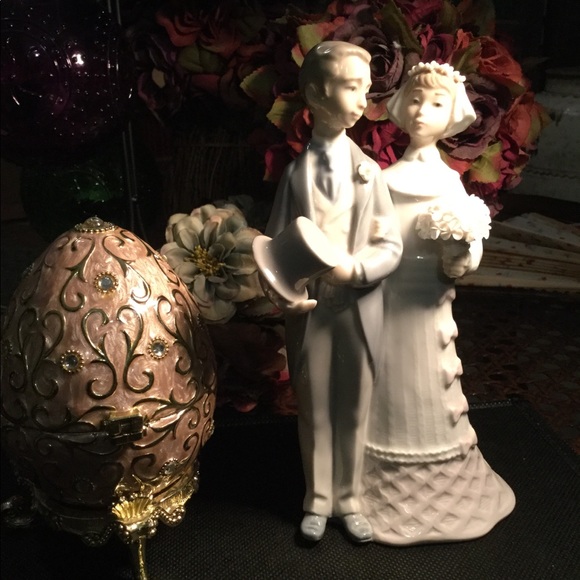 Lladro Newlyweds bride and groom - Picture 1 of 8